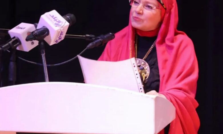 الفنانة مشيرة إسماعيل تلقي كلمة مصر في إحتفال المركز القومي للمسرح والموسيقى والفنون الشعبية باليوم العالمي للرقص الشعبي 1 FB IMG 1746012814871