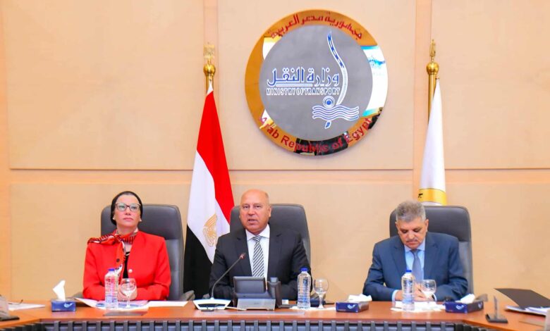إجتماع رفيع المستوى يبحث تطوير خدمة جمع المُخلفات من سفن قناة السويس وفقًا لمعايير الإستدامة 1 IMG 20250515 WA0056