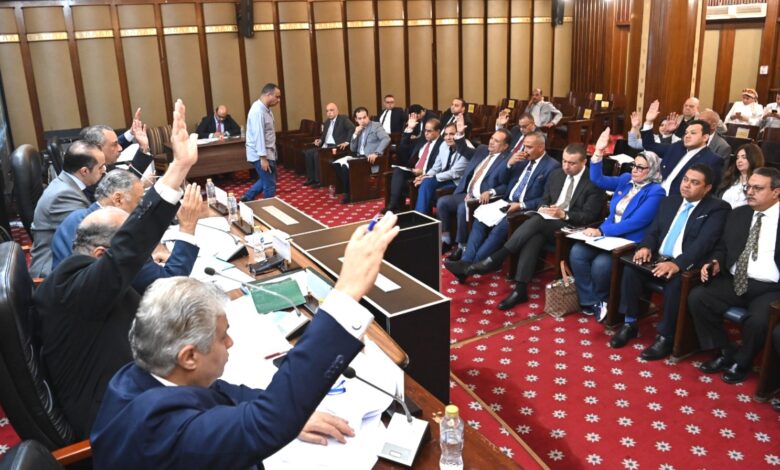 تشريعية النواب توافق نهائيا على تعديل قانوني مجلس النواب.. وتقسيم الدوائر الإنتخابية لمجلس النواب 1 IMG 20250522 WA0069