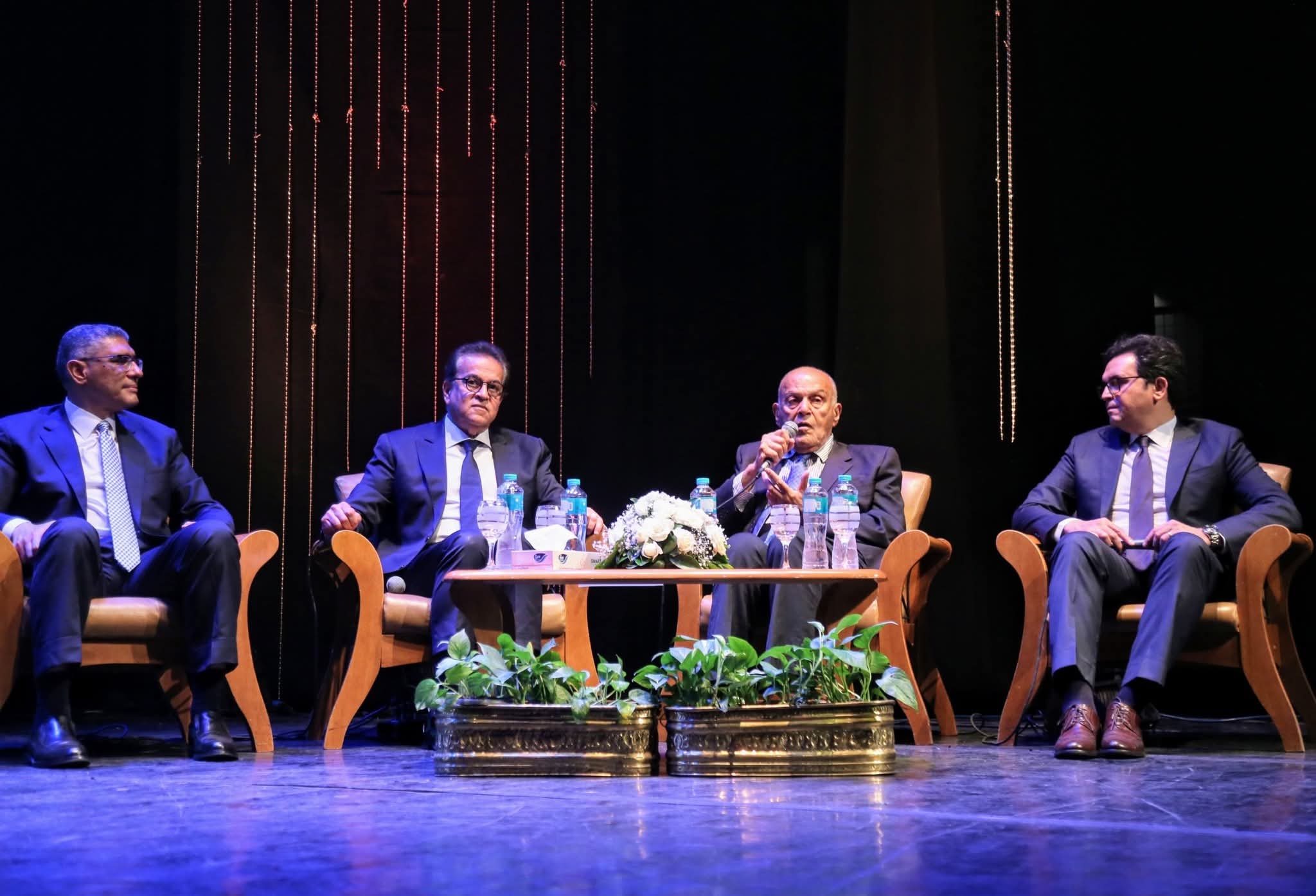 وزارة الثقافة تحتفي بالجراح المصري العالمي الدكتور مجدي يعقوب .. ووزير الثقافة يعلن عن تفاصيل تمثاله